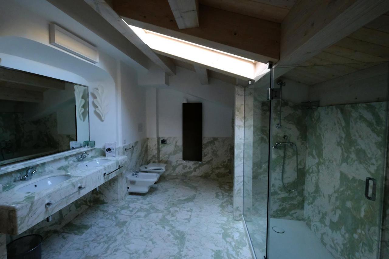ホテル Residenza Balios Vaglio di Basilicata エクステリア 写真