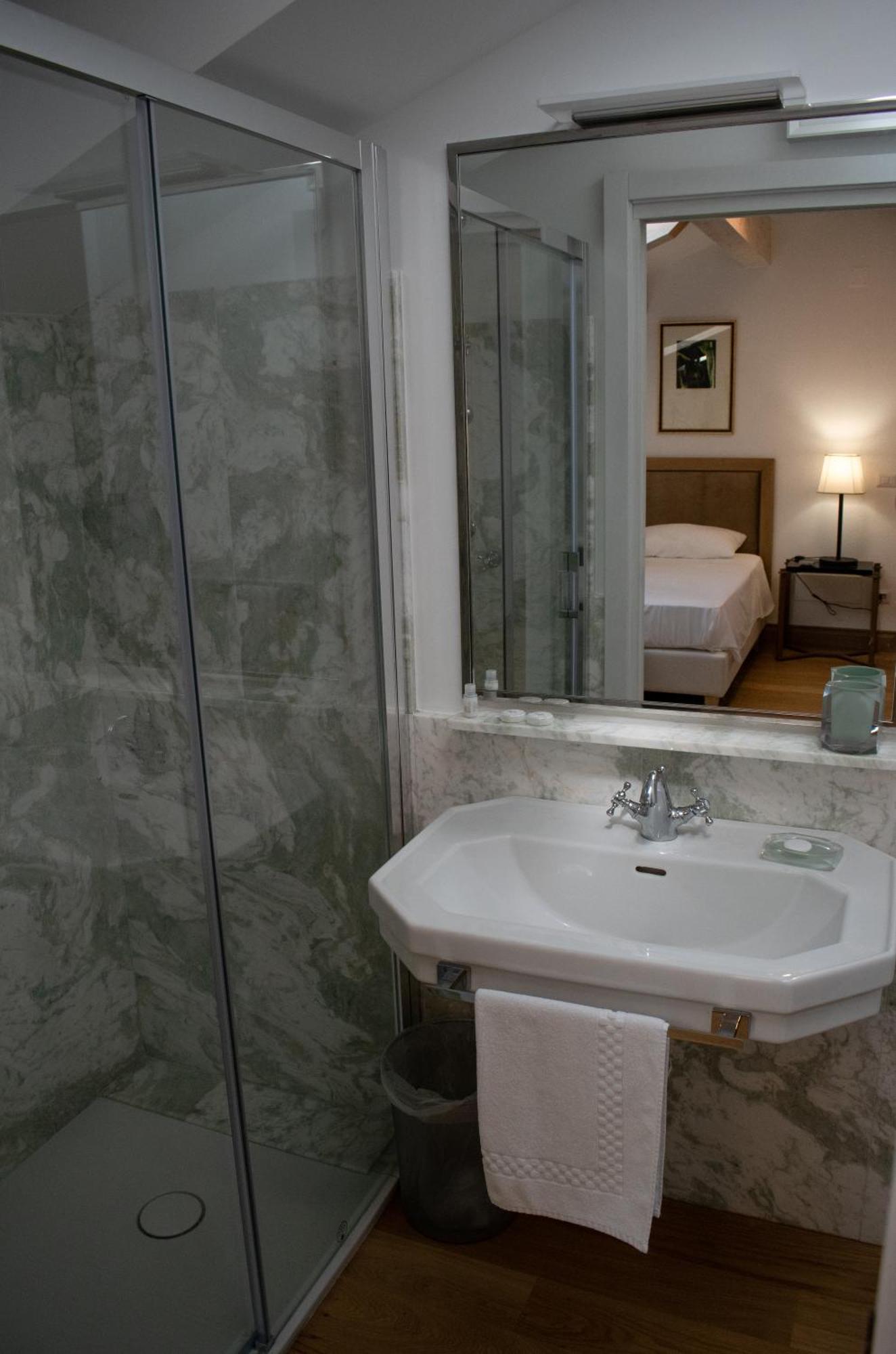 ホテル Residenza Balios Vaglio di Basilicata エクステリア 写真